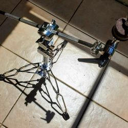 DW boom Cymbal Stand