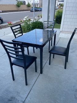 Dining Table Set