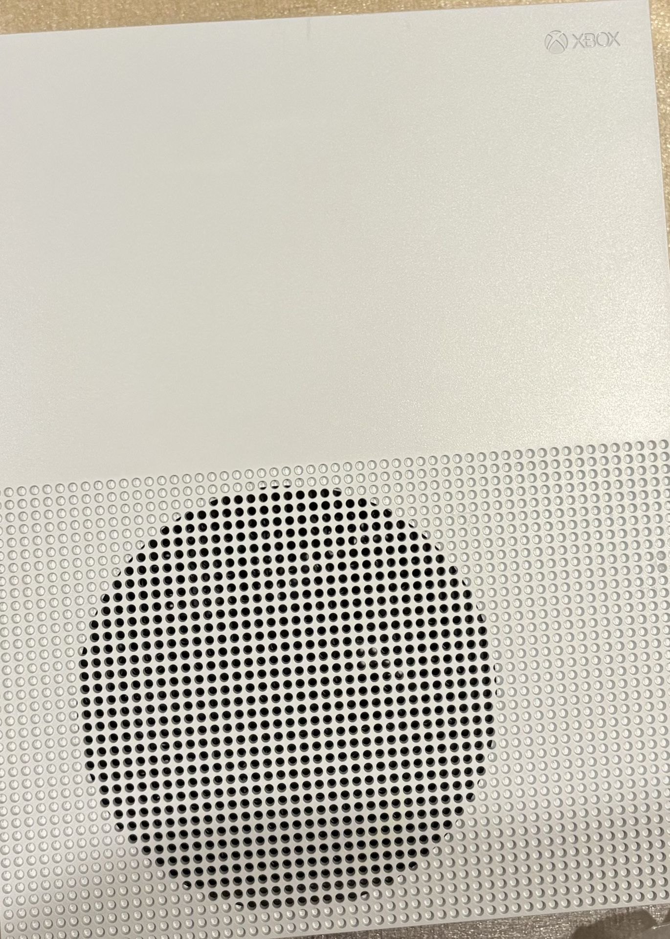 Xbox One S (Refurbished)