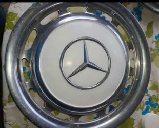 Oem  Mercedes Benz Hub Cap
