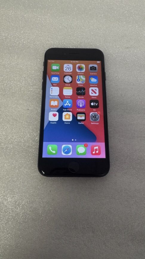 Apple iPhone 7 32GB Black (Unlocked)