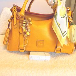 Dooney & Bourke Florentine satchel in sunflower
