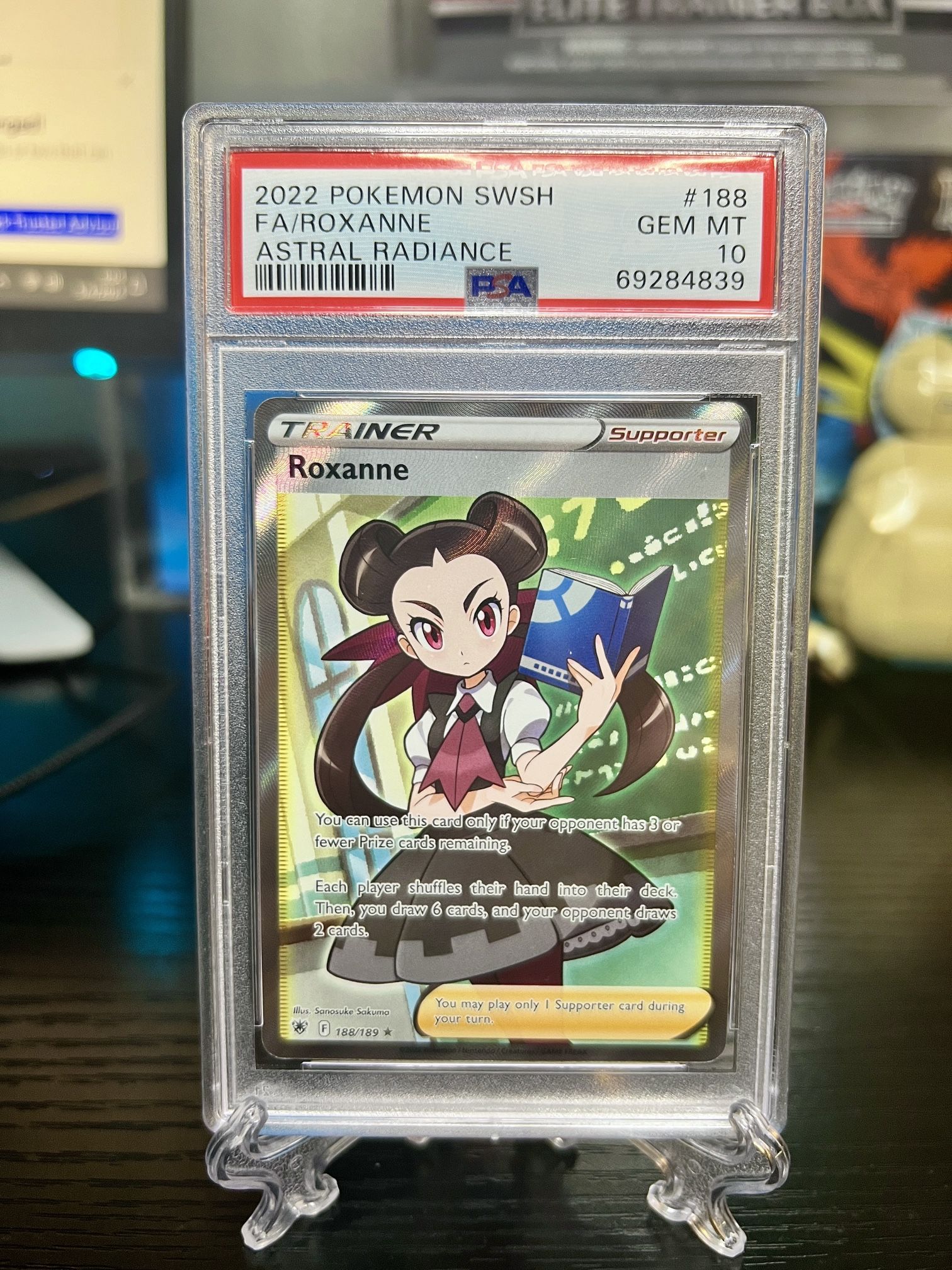 Pokémon TCG Roxanne Astral Radiance 188/189 Holo Full Art Ultra Rare PSA 10