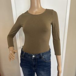 Women’s Green Bodysuit Size Small