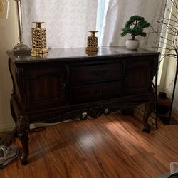 Set Of Tables