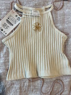 Zara Girls Size 6 Crop Top $4