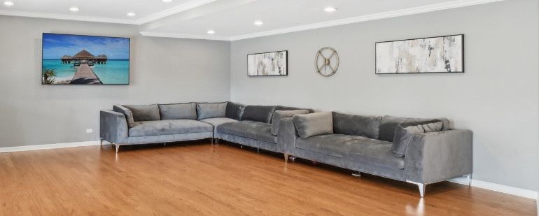 L-shaped Sofa Set | Like New