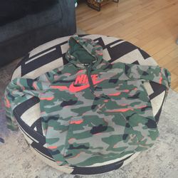 Nike Sweatshirt