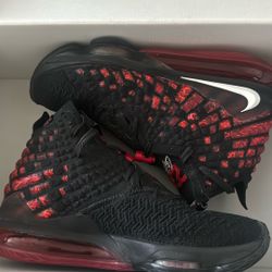 Lebron 17 Infrared 
