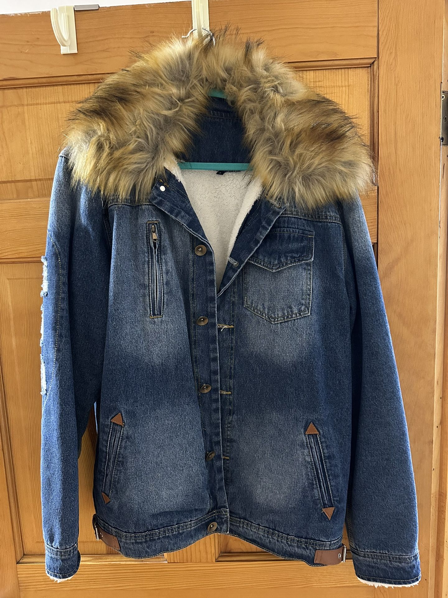 Men’s Faux Fur [Detachable] Denim Jacket w/ Fleece-Like Lining, Size Large [NEW!]