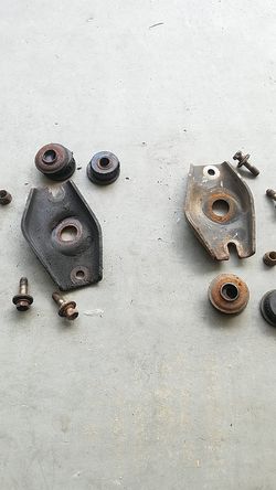 FJ80 land cruiser rear upper shock mounts