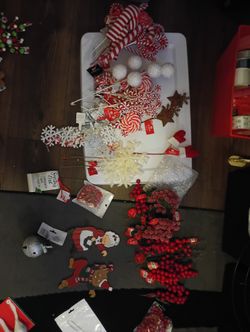 Christmas Ornaments And Decor