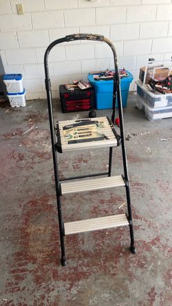 Step ladder