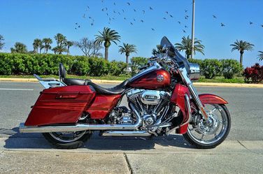 2013 CVO ROAD KING FLHRSE5 FRAME ONLY