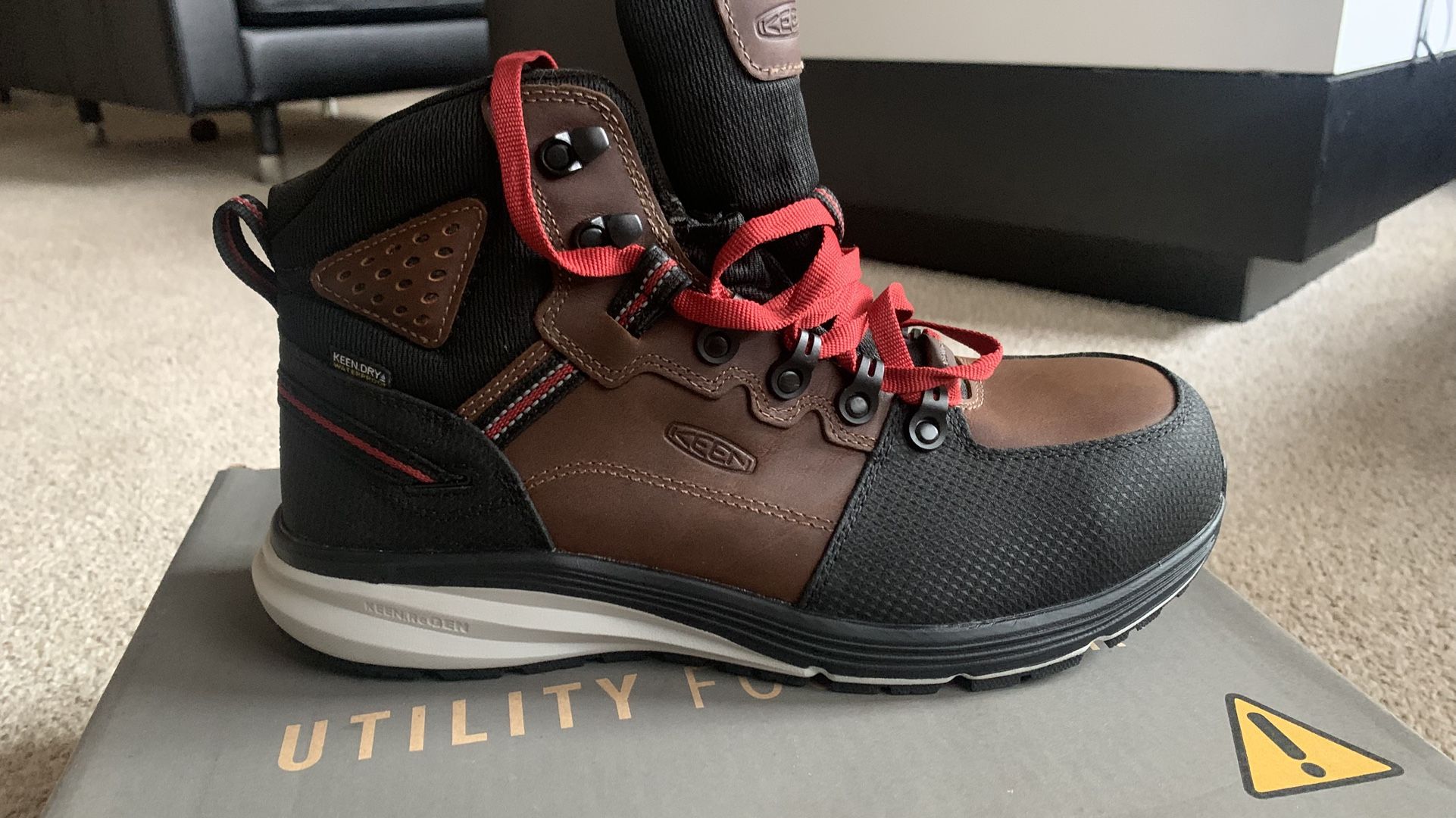 Keen Steel Toe Boots  Size 10 