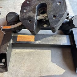 Blue Ox 5th Wheel Hitch 20k  BXR7200