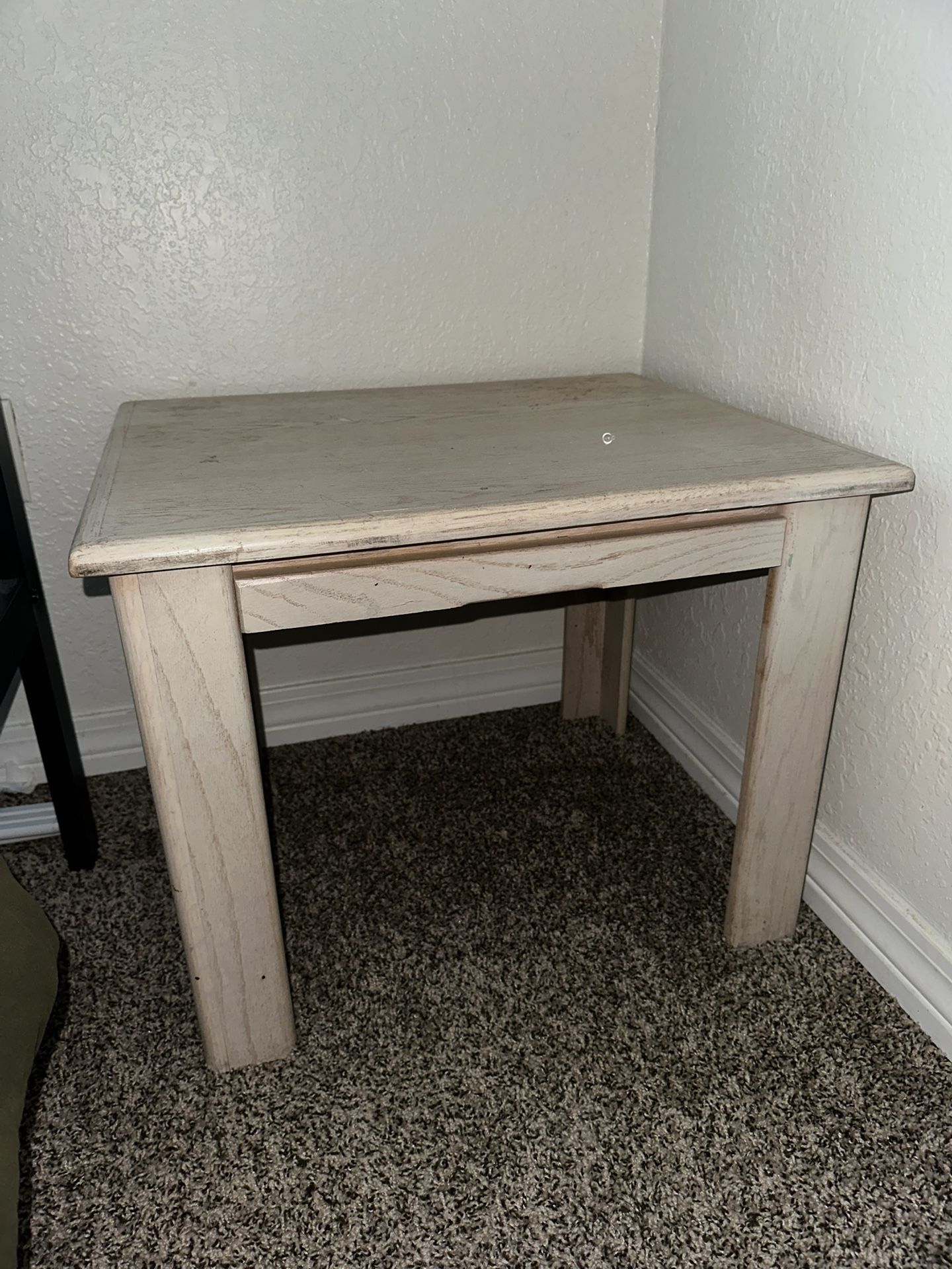 SIDE TABLE