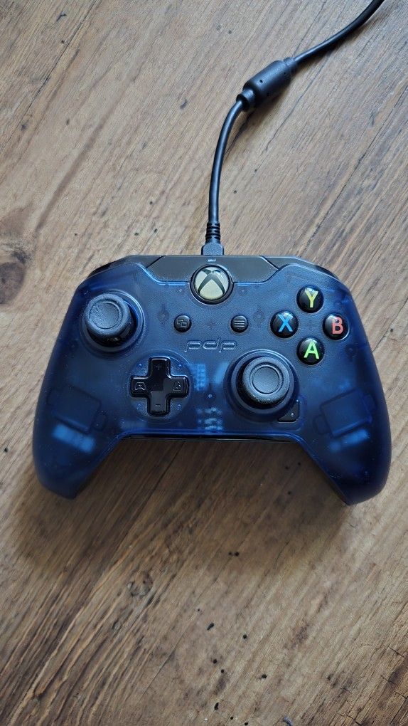 PDP Wired Controller for Xbox, Windows 10/11