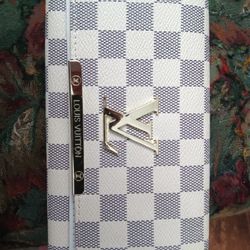 Authentic Louis Vuitton Ladies Wallet