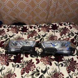 Toyota Tacoma 2020-2023 Headlights