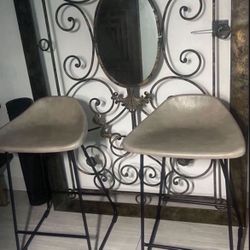 BARSTOOLS 
