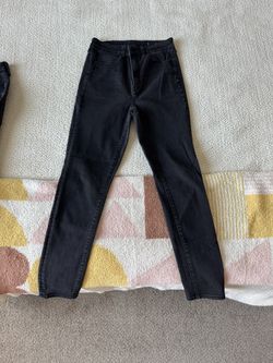 AE Black Jeans - 8 Regular