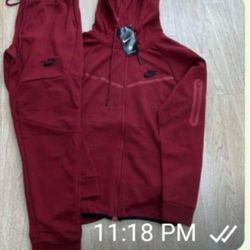 Small Men's Sweatsuits 70 Eaxh
