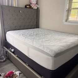 Paoquin Vegan Leather Wingback Bed Set With Vanity 