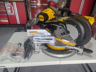 DEWALT 12-in 15-Amp Dual Bevel Compound Corded Miter Saw