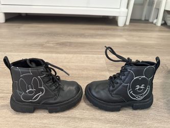 Toddler Mickey Mouse 5.5 Boots