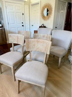 Set of 6 dining chairs $250