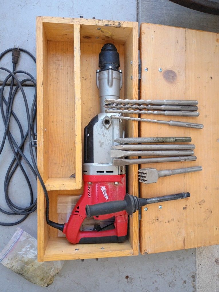 Milwaukee 2 in SDS Max Rotary Hammer Model 5342-21