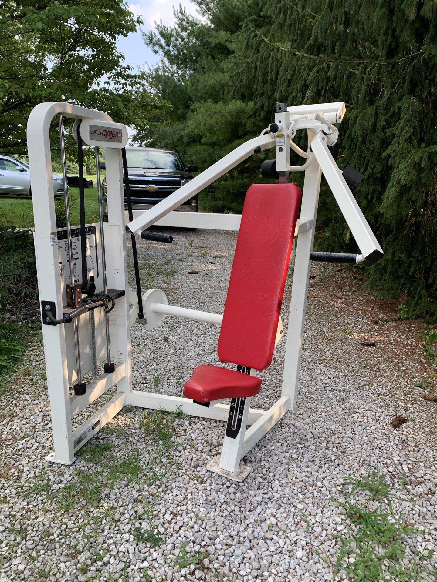 Cybex Incline chest Press Converging Workout Machine
