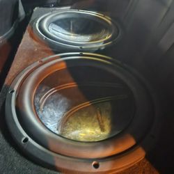 2 DIAMOND 12"S IN BOX