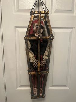Skeleton hanging decoration