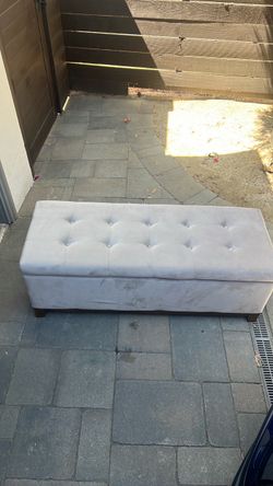 Tufted Upholstered Storage Ottoman Bench