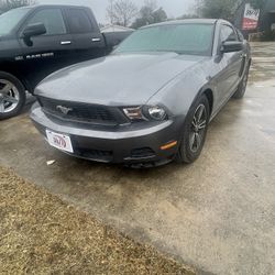 2010 Ford Mustang