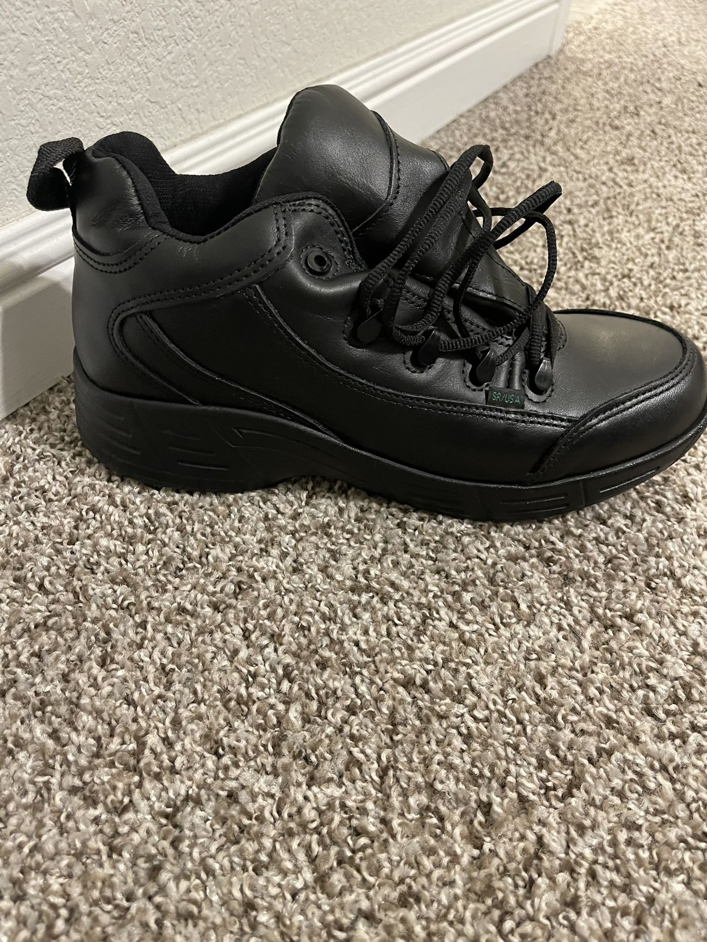 New Reebok Waterproof Shoes For Work