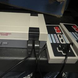 Nintendo Game With Two Controllers