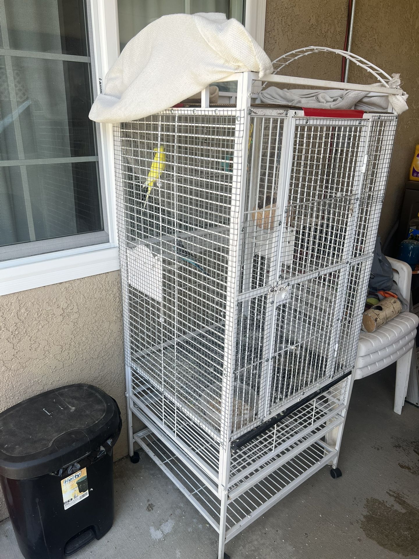 Birds/bird Cage 200 OBO Everything Included
