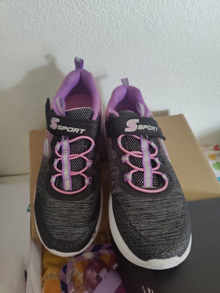 Sketchers Sport Size 3