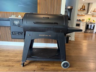PITBOSS Austin XL Grill (Needs Electrical Repair)