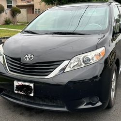 2013 Toyota Sienna