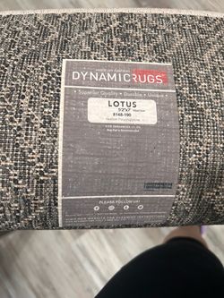 Area rug