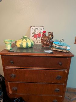 Vintage kitchen decor