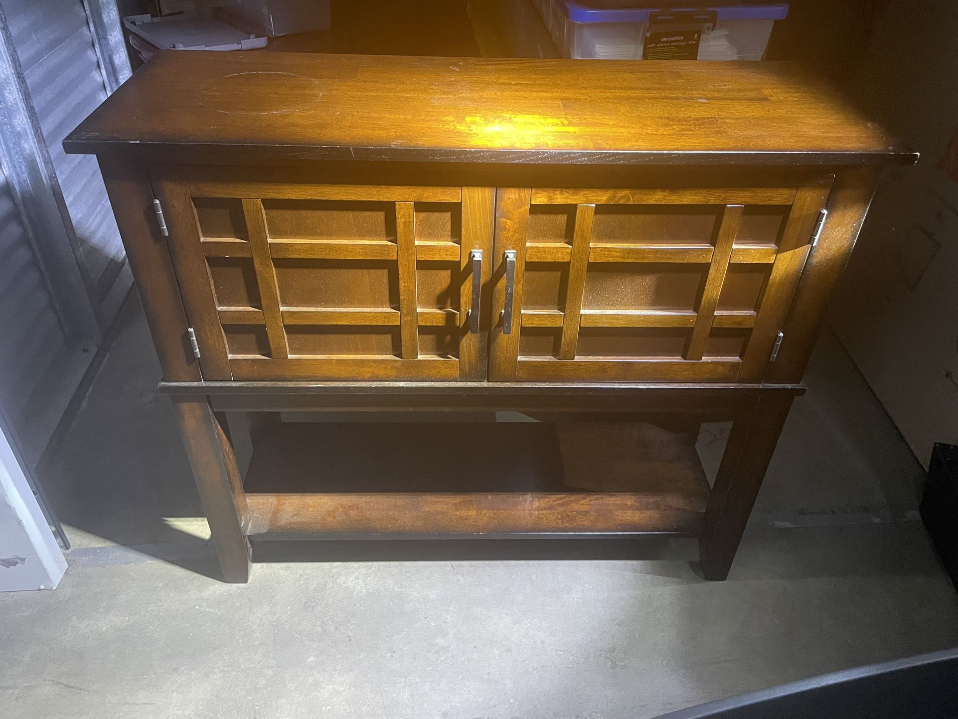 Dining room buffet Table