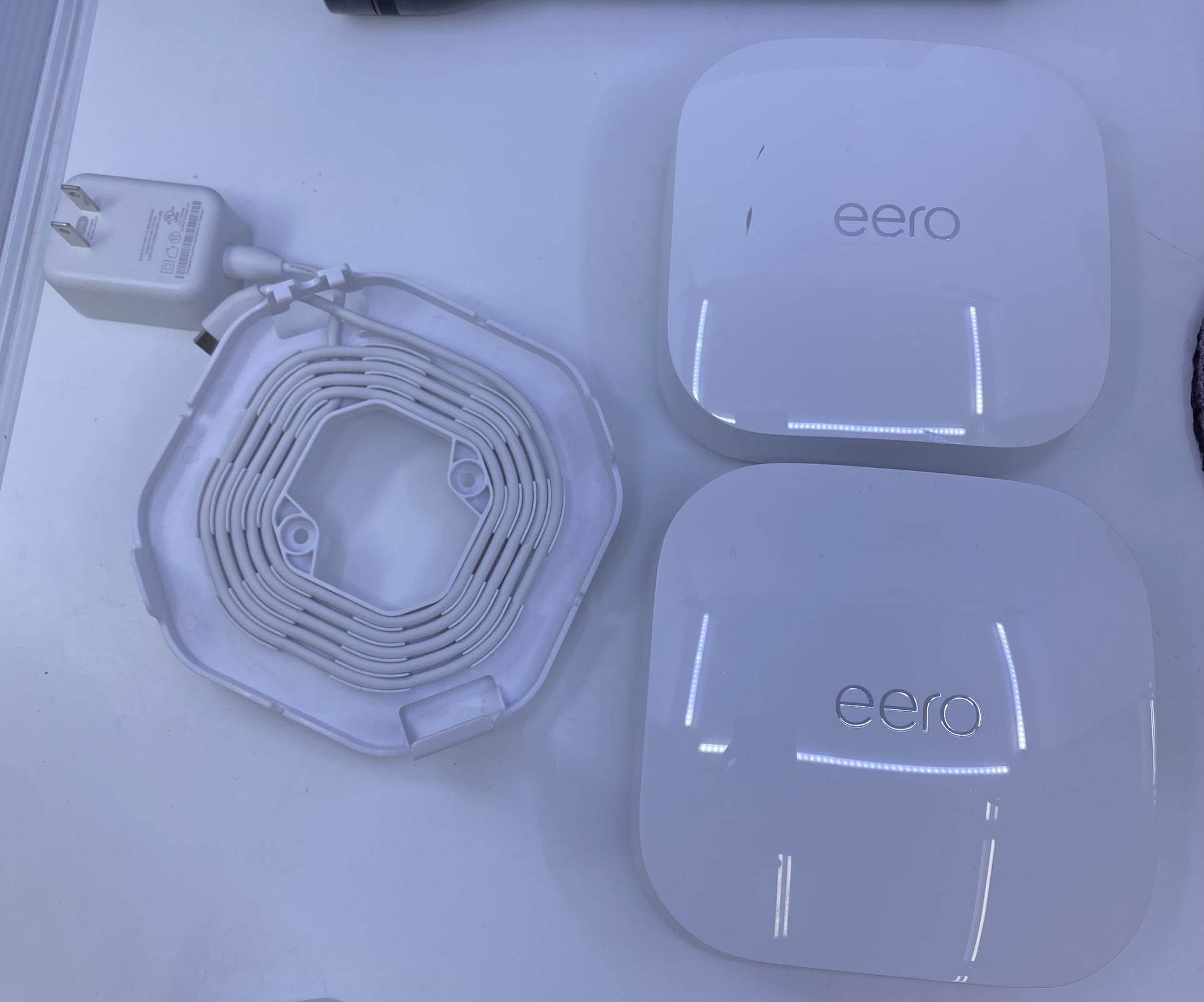 $135 Eero Pro 6E S010001 Mesh Router W One Adapter for Sale in ...
