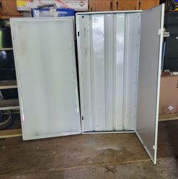 Florescent ceiling garage shop lights