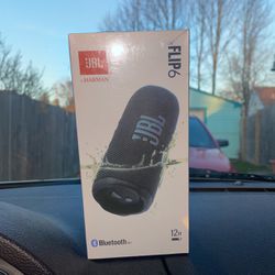 JBL Flip 6 Portable Speaker