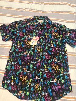 Large Disney men’s shirt